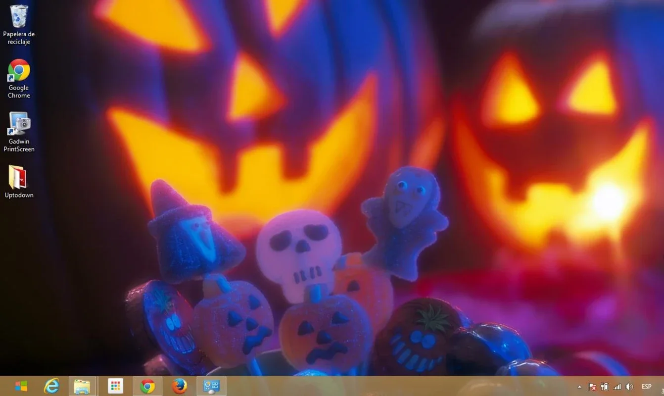 Trick or Treat Windows Theme for Windows - Free Download