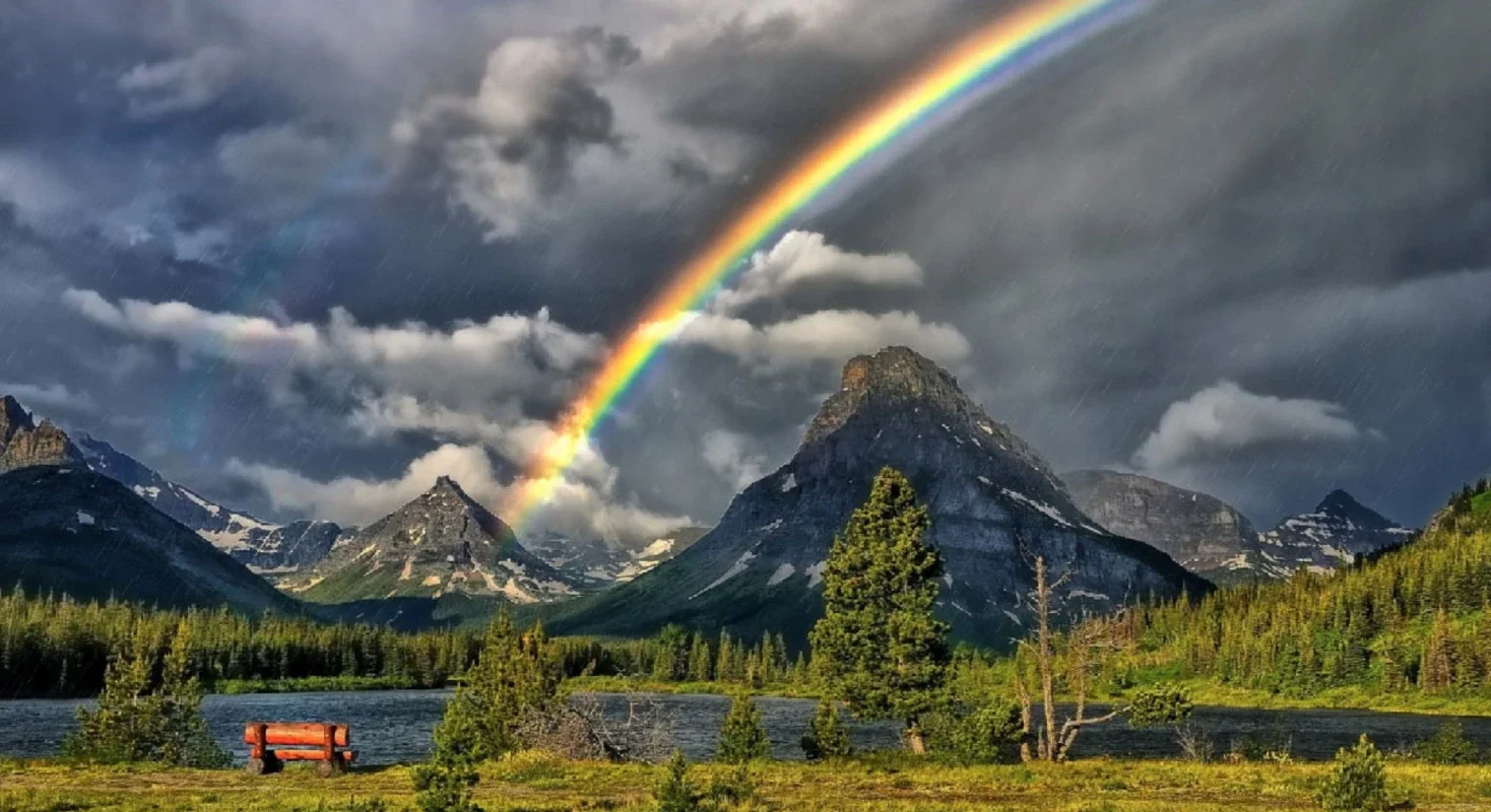 Lucky Rainbow Screensaver for Windows - Free Download