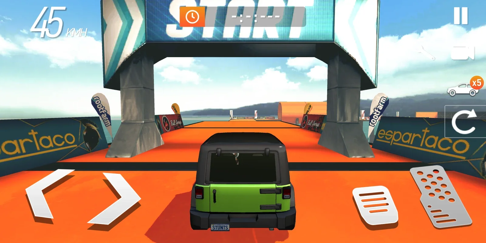 Car Stunt Races for Android - Thrilling Arcade Racing