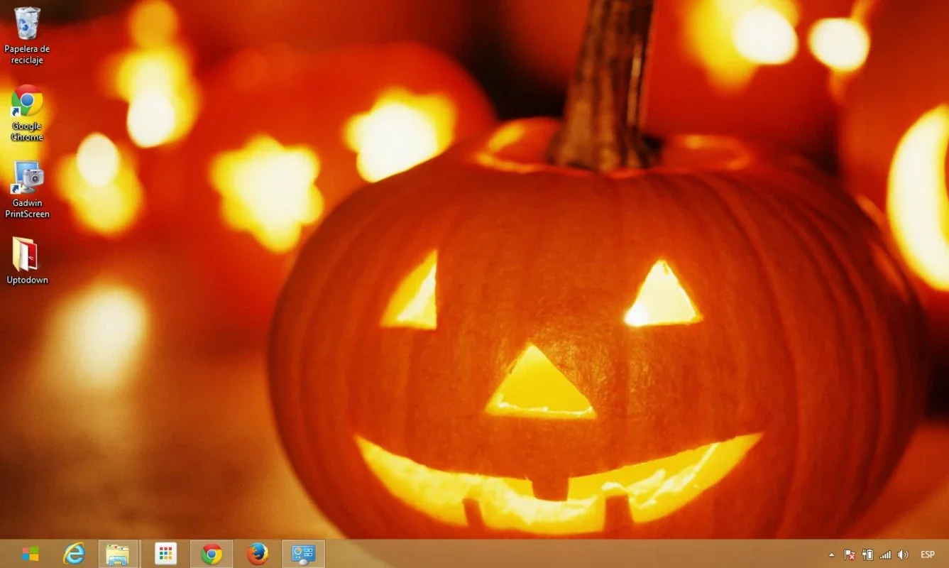 Trick or Treat Windows Theme for Windows - Free Download