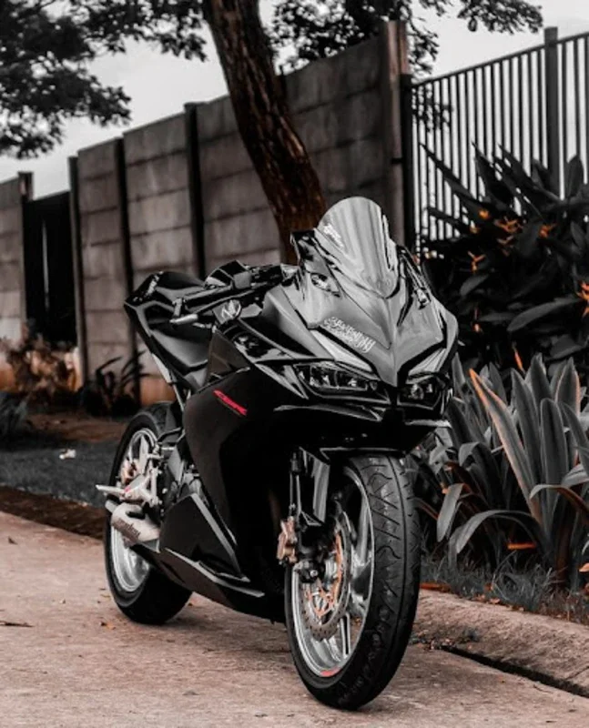 Honda CBR250RR Bike Wallpapers for Android - No Downloading Required