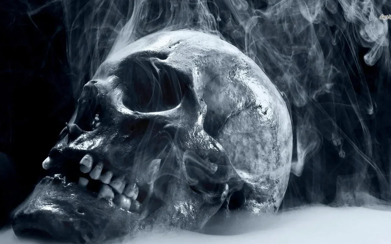 Smoking Skull Live Wallpaper for Android - Stunning Visuals