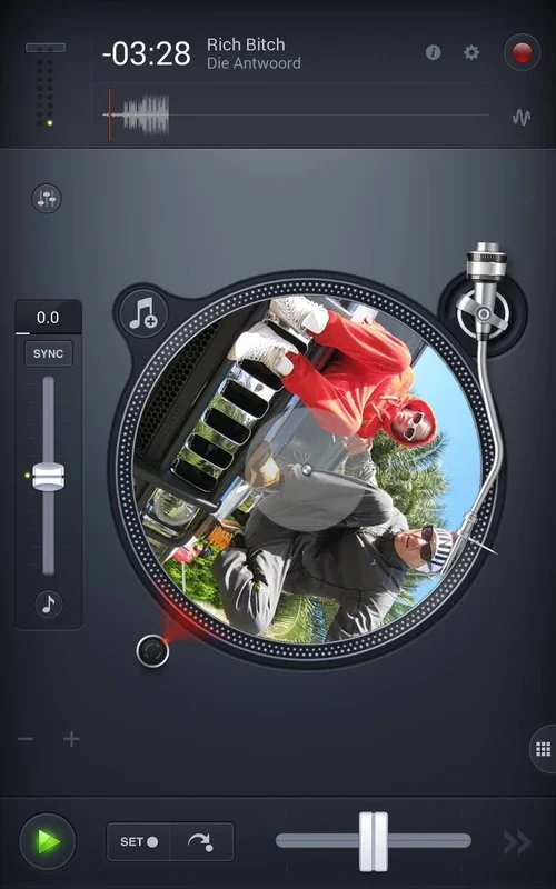 djay FREE: Professional DJing on Your Android